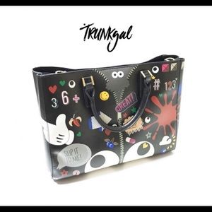 ON SALE🤑 2-IN-1 STICKERED-UP TOTE